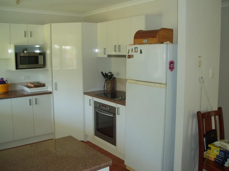 9 Gee Street, Tiaro QLD 4650