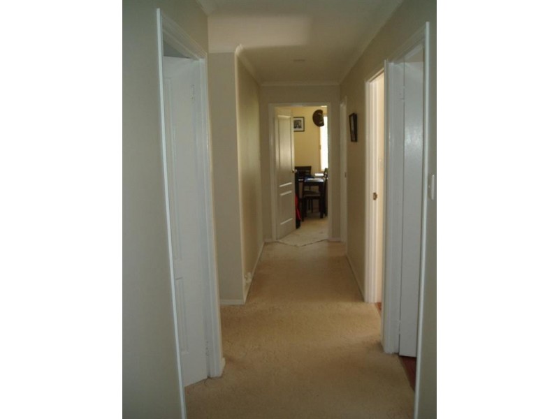 9 Gee Street, Tiaro QLD 4650