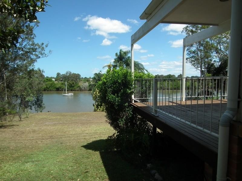 327 Lennox Street, Maryborough QLD 4650