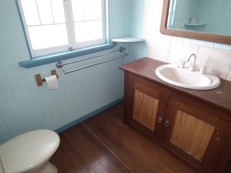 25 Grosvenor Street, Maryborough QLD 4650