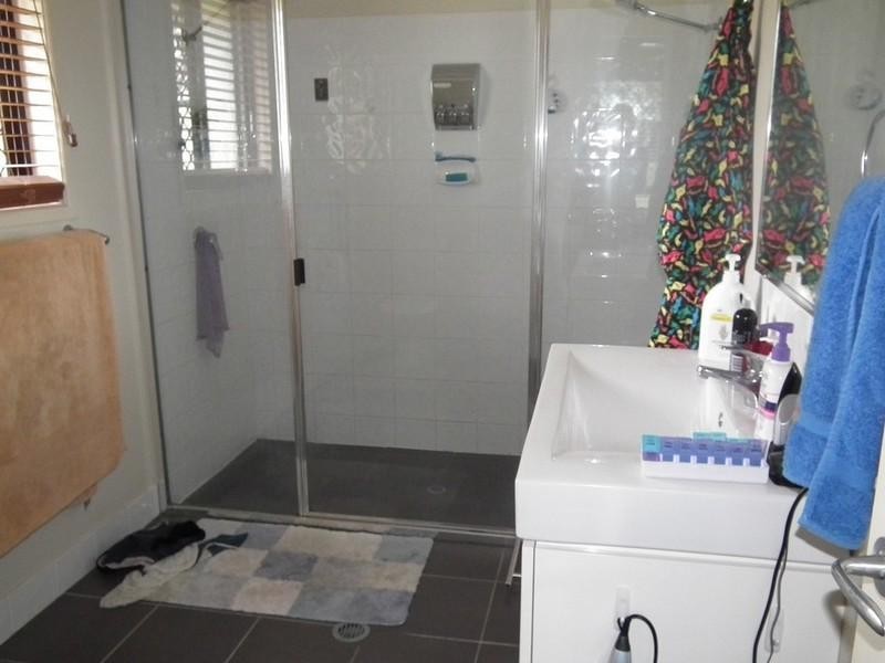 24 Cathryn Close, Oakhurst QLD 4650