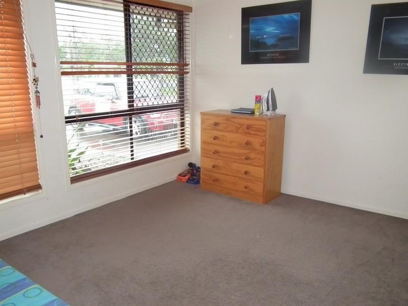 24 Cathryn Close, Oakhurst QLD 4650