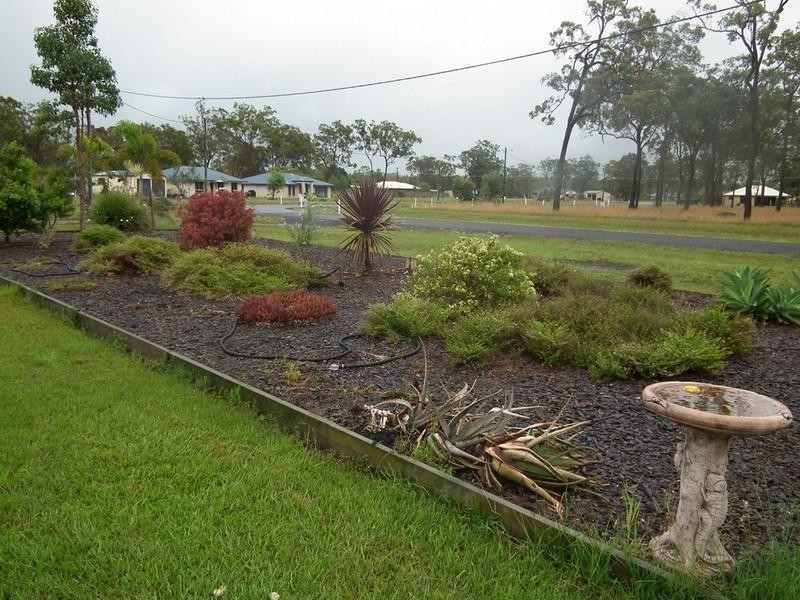 24 Cathryn Close, Oakhurst QLD 4650