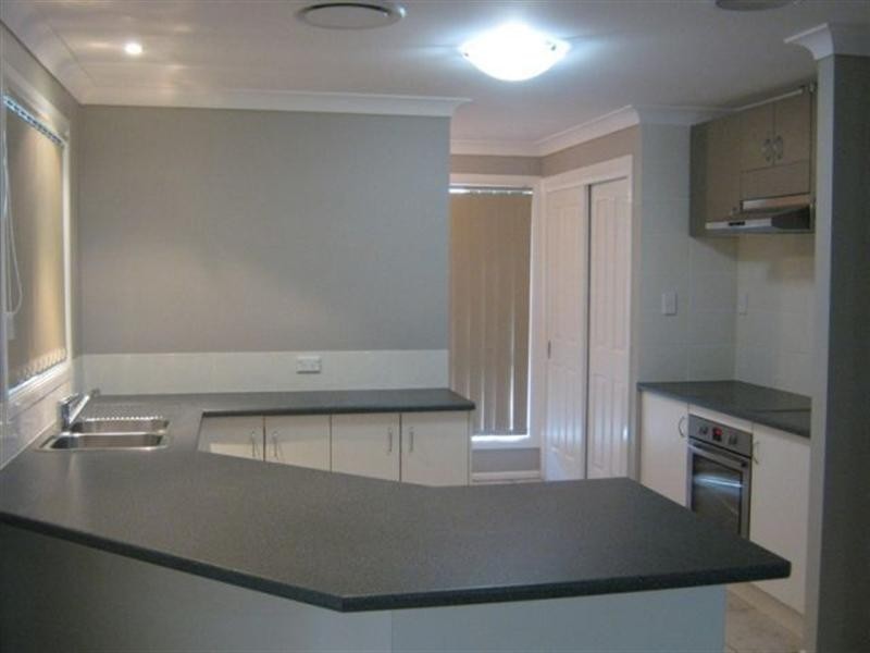 104 Shiplick Street, Aldershot QLD 4650