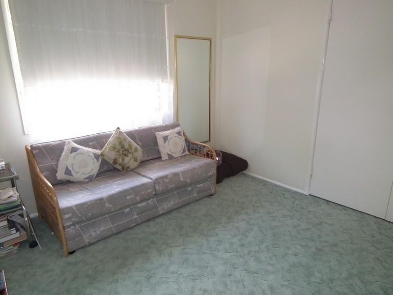 21 Jocelyn Parade, Granville QLD 4650