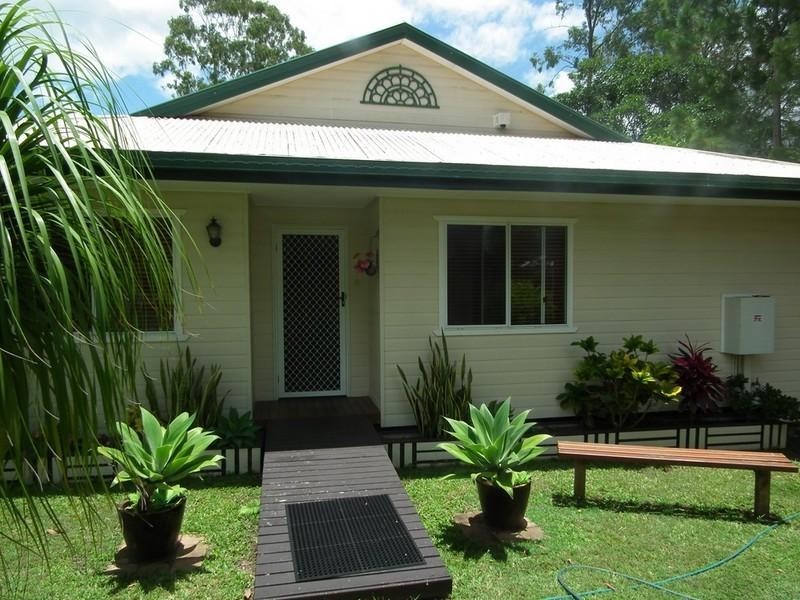 6 Gladstone Street, Maryborough QLD 4650