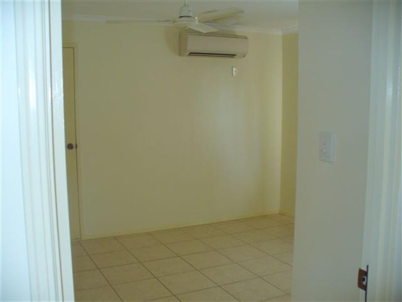 185 Cambridge Street, Granville QLD 4650