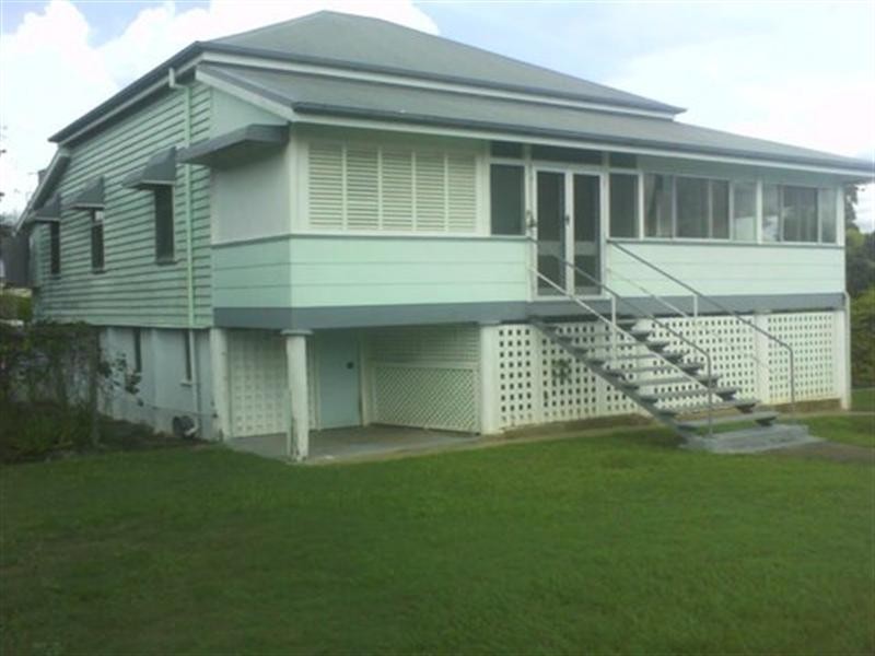 159 Cambridge Street, Granville QLD 4650