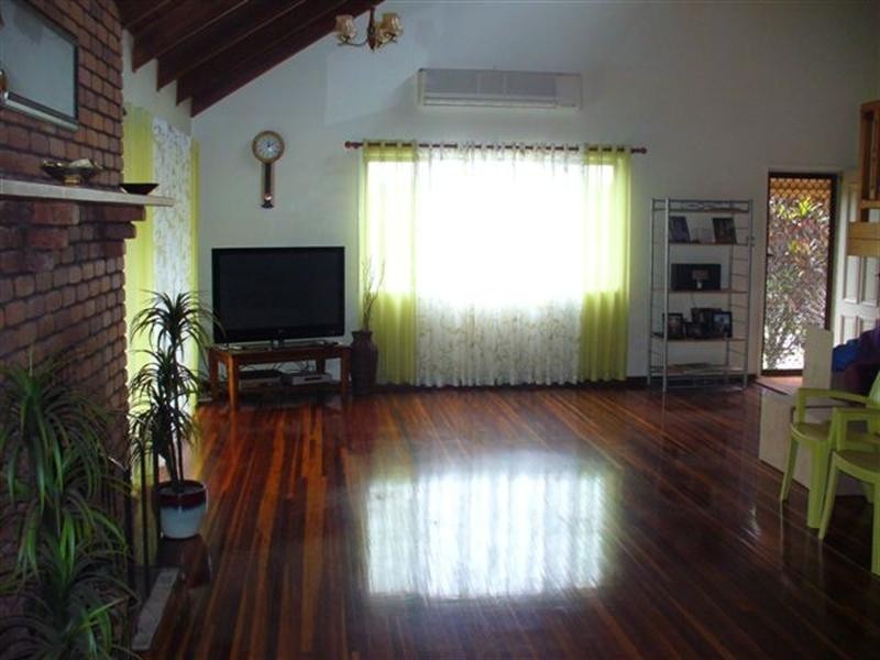 2 High Street, Tinana QLD 4650