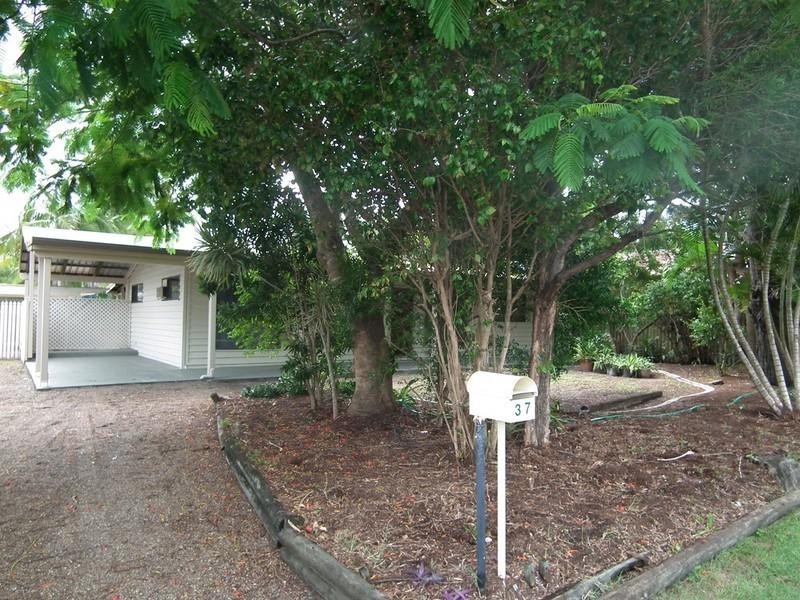 37 Ann Street, Torquay QLD 4655