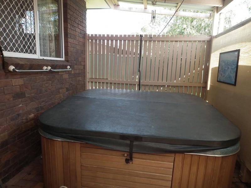 36 Jocelyn Parade, Granville QLD 4650