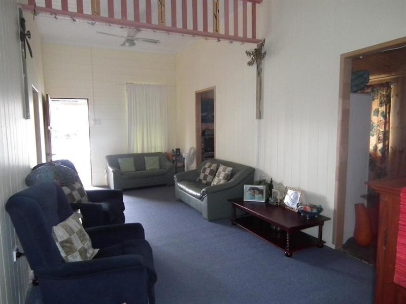 35 Bazaar Street, Maryborough QLD 4650