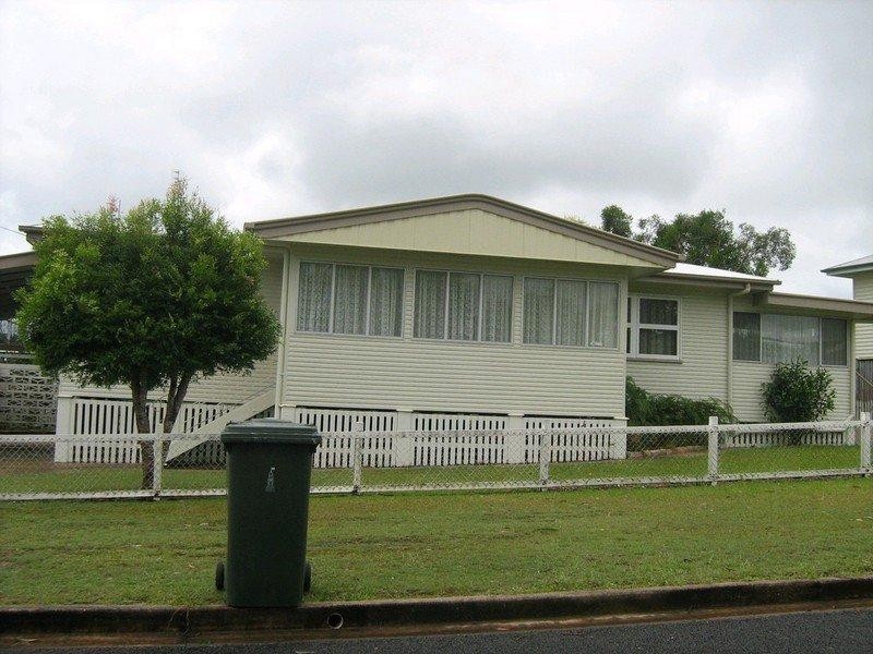 4 French Avenue, Maryborough QLD 4650