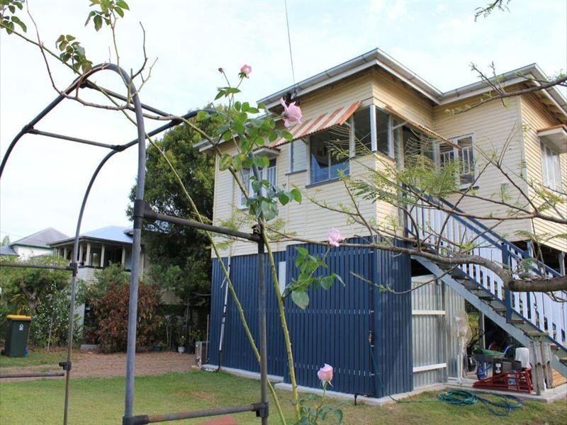 19 Pearson Street, Granville QLD 4650