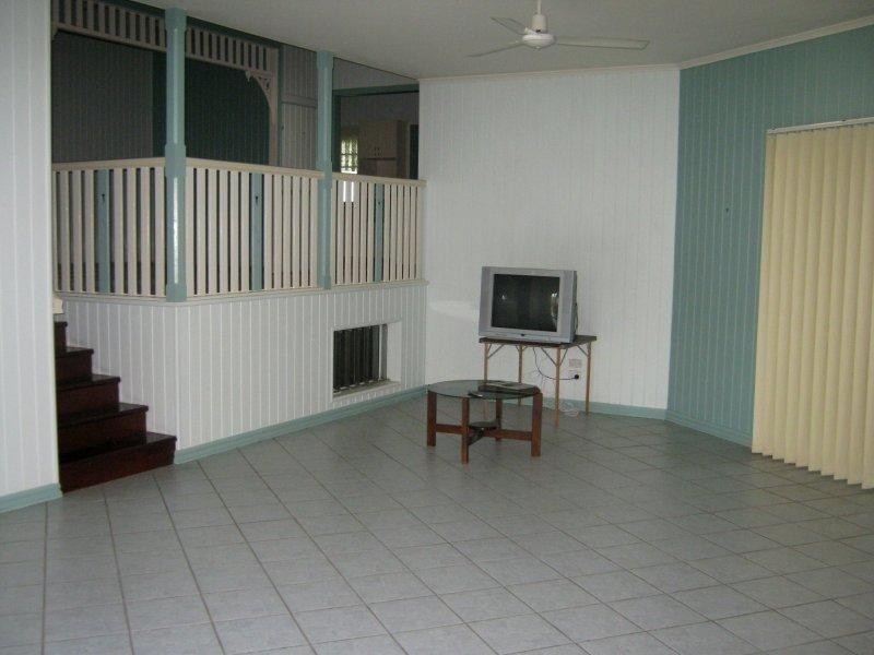 30 Teddington Road, Tinana QLD 4650