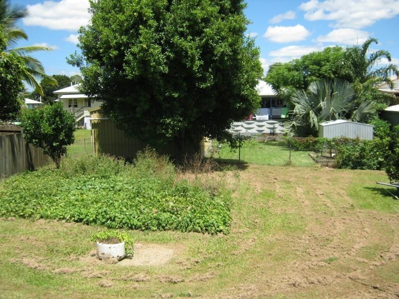 121 Arnaud Street, Granville QLD 4650