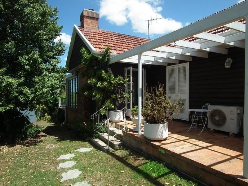 327 Lennox Street, Maryborough QLD 4650