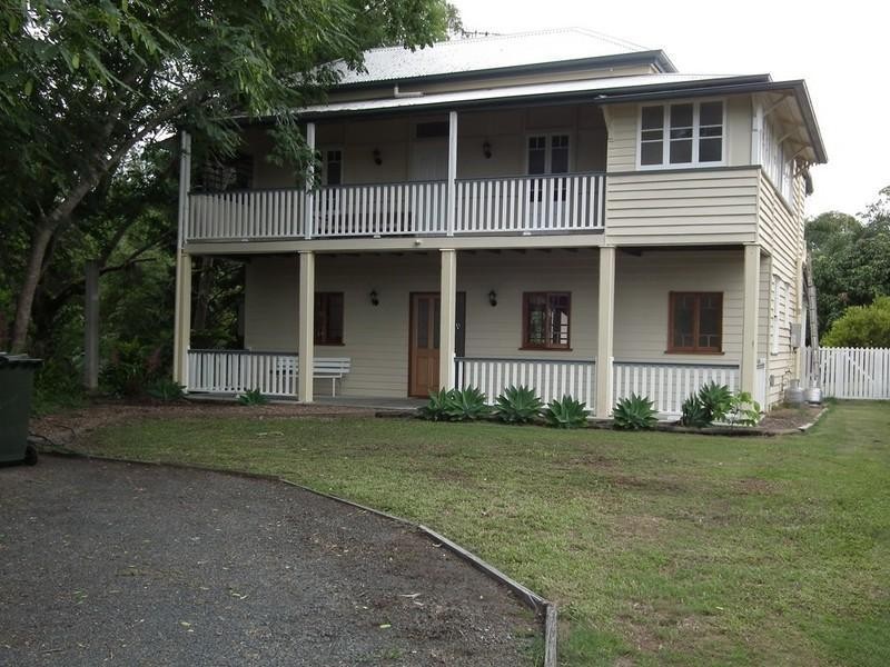 31 Puller Street, Granville QLD 4650