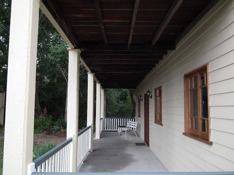 31 Puller Street, Granville QLD 4650