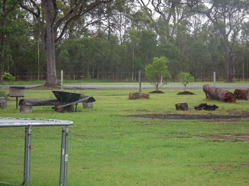 24 Cathryn Close, Oakhurst QLD 4650