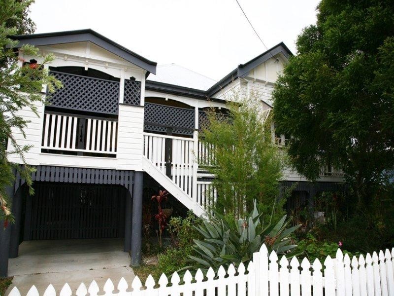 102 North Street, Maryborough QLD 4650