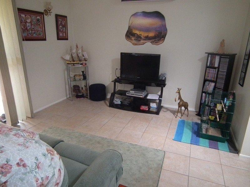 21 Jocelyn Parade, Granville QLD 4650