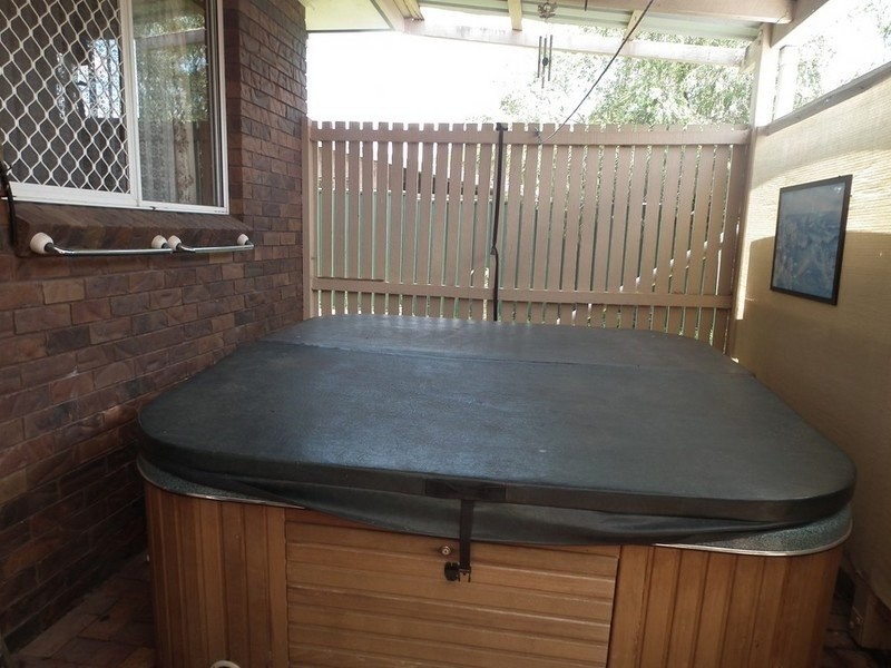 36 Jocelyn Parade, Granville QLD 4650