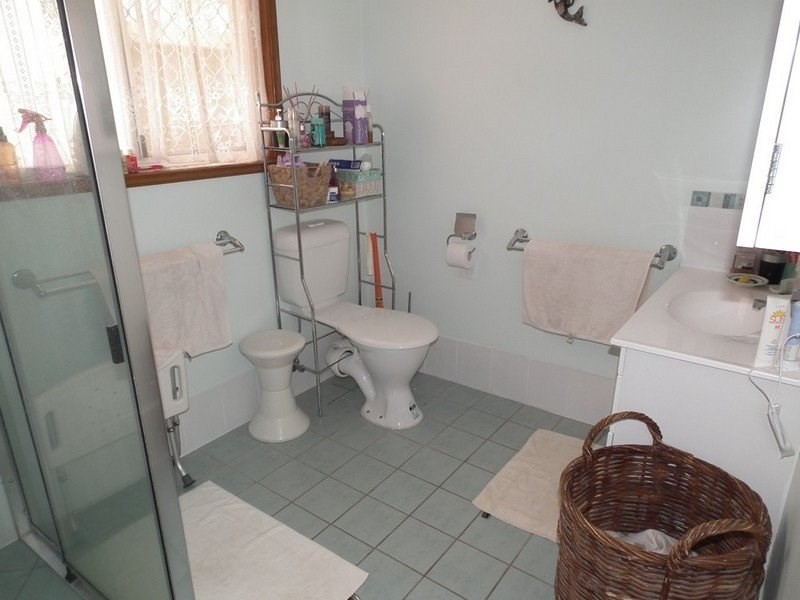 36 Jocelyn Parade, Granville QLD 4650