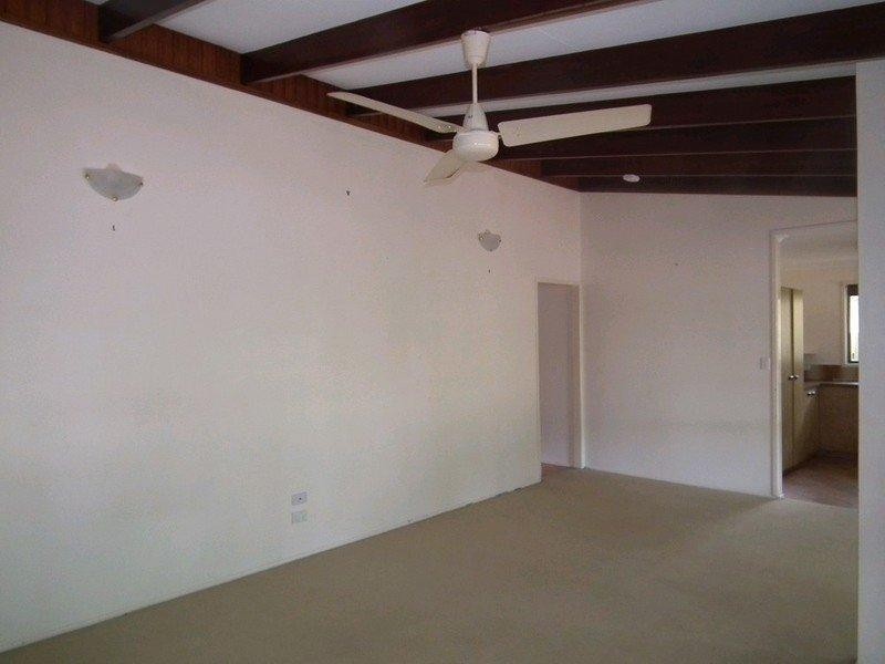 37 Ann Street, Torquay QLD 4655