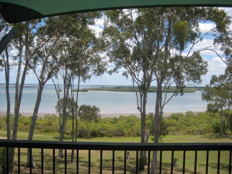 Shop 8/54 Ariadne Street, River Heads QLD 4655