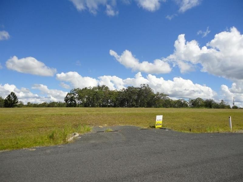 76 Dunmall Drive, Oakhurst QLD 4650