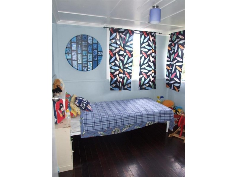 62 Dundas Street, Granville QLD 4650