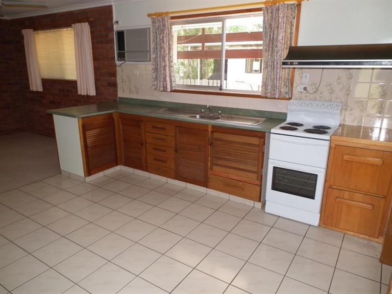 39 Puller Street, Granville QLD 4650