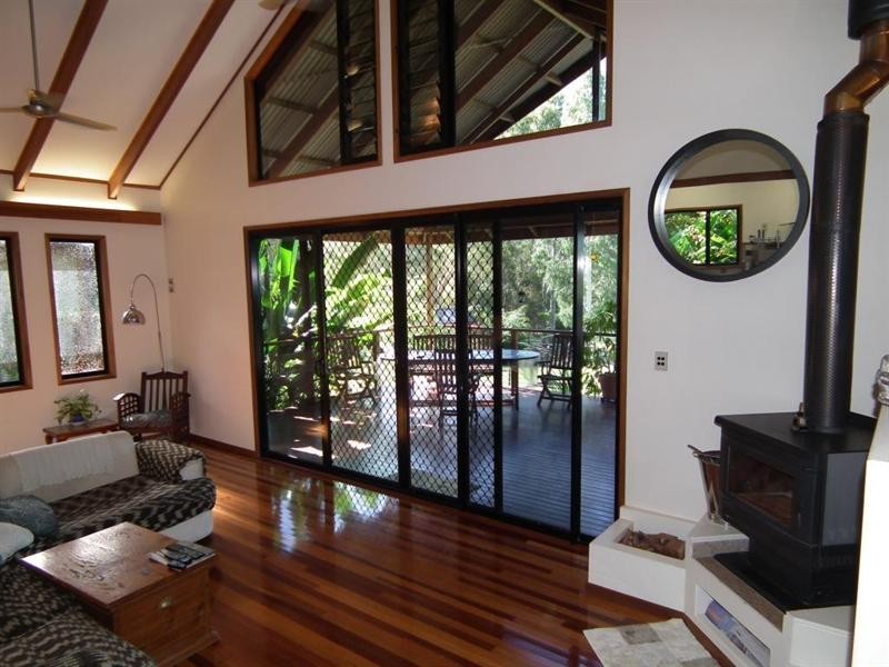 120 Five Mile Road, Tinana QLD 4650