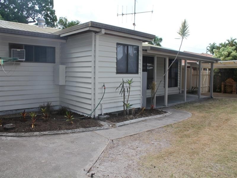 37 Ann Street, Torquay QLD 4655