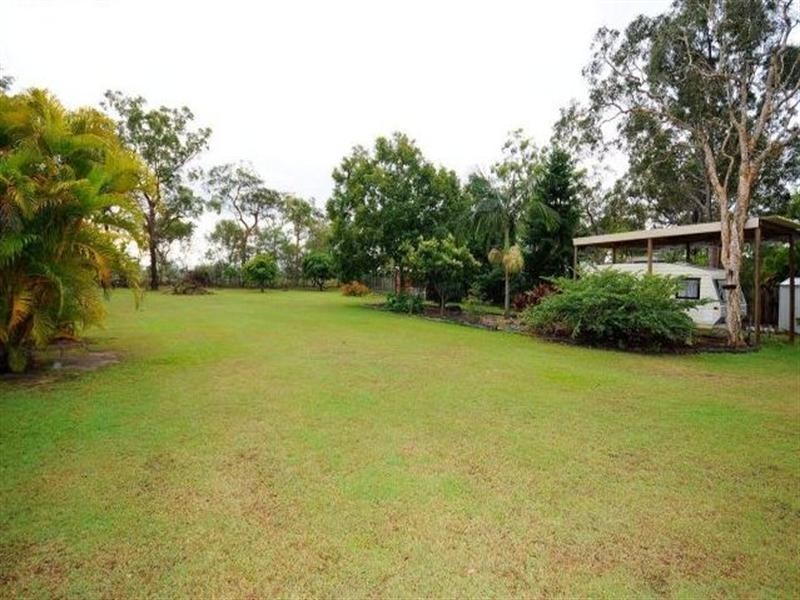 180 Woocoo Drive, Oakhurst QLD 4650