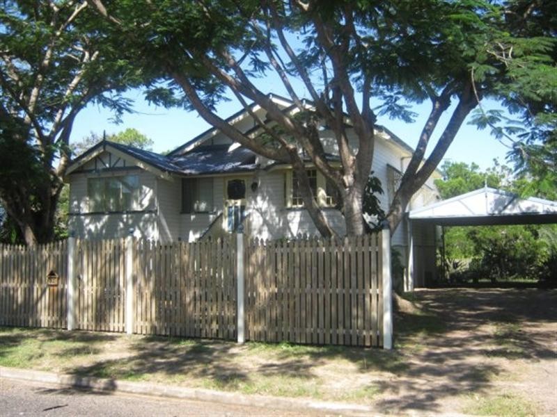 18 Queen Street, Maryborough QLD 4650