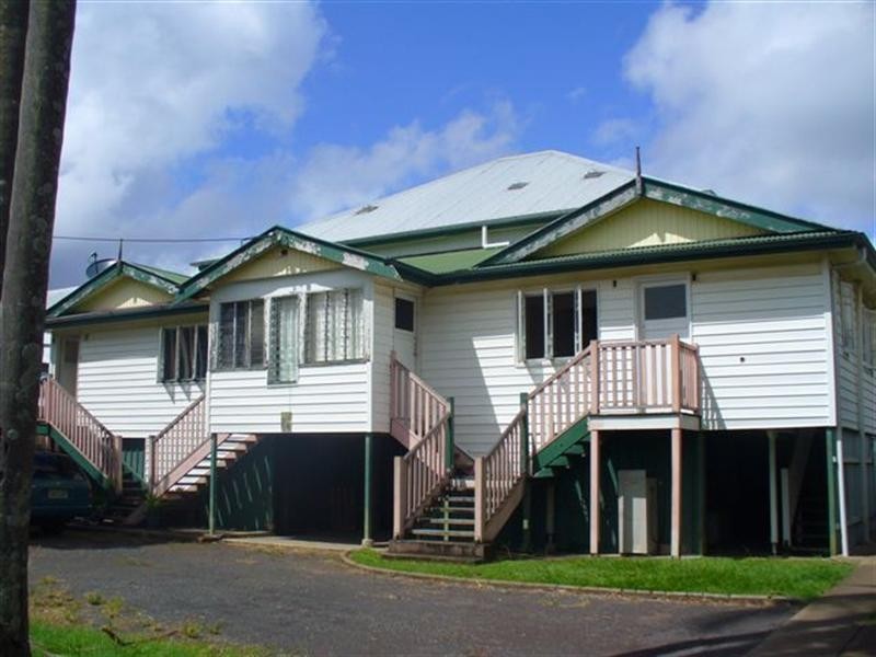 2/18 North Street, Maryborough QLD 4650