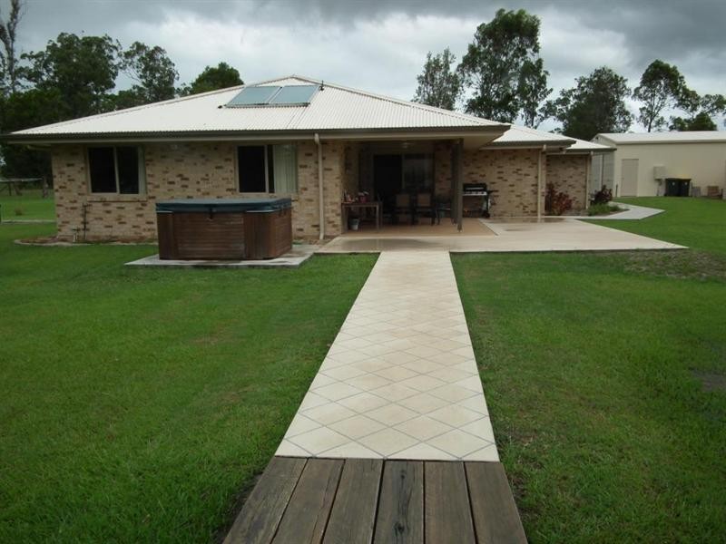 69 Lamerton Drive, Tinana QLD 4650