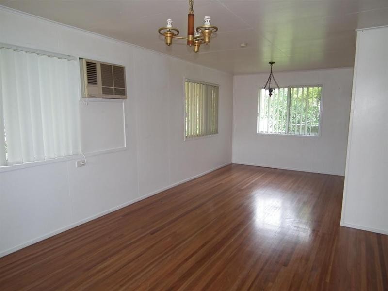 39 Smith Street, Maryborough QLD 4650