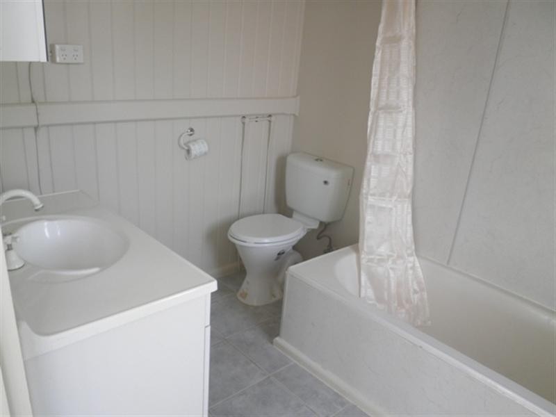 19 Ward Street, Maryborough QLD 4650