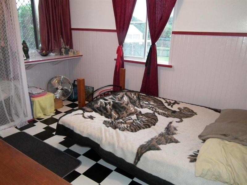 24 Pearson Street, Granville QLD 4650