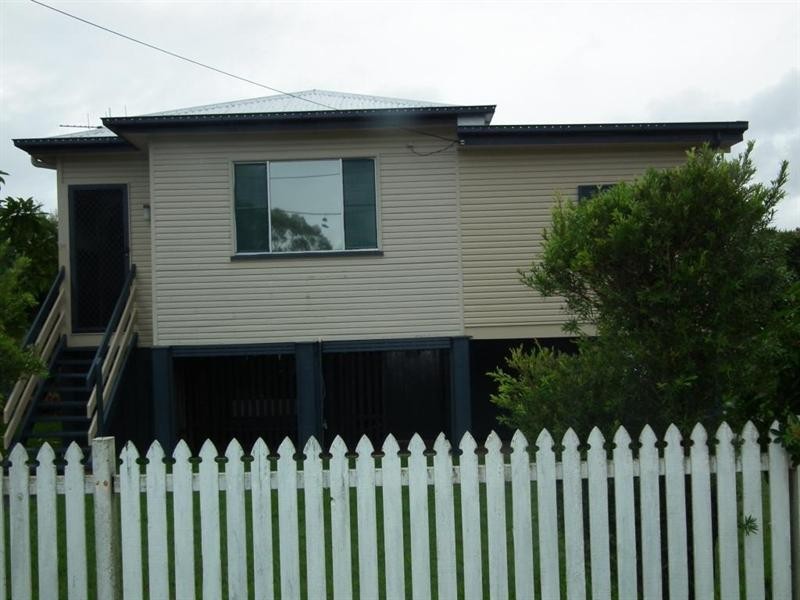 24 Pearson Street, Granville QLD 4650