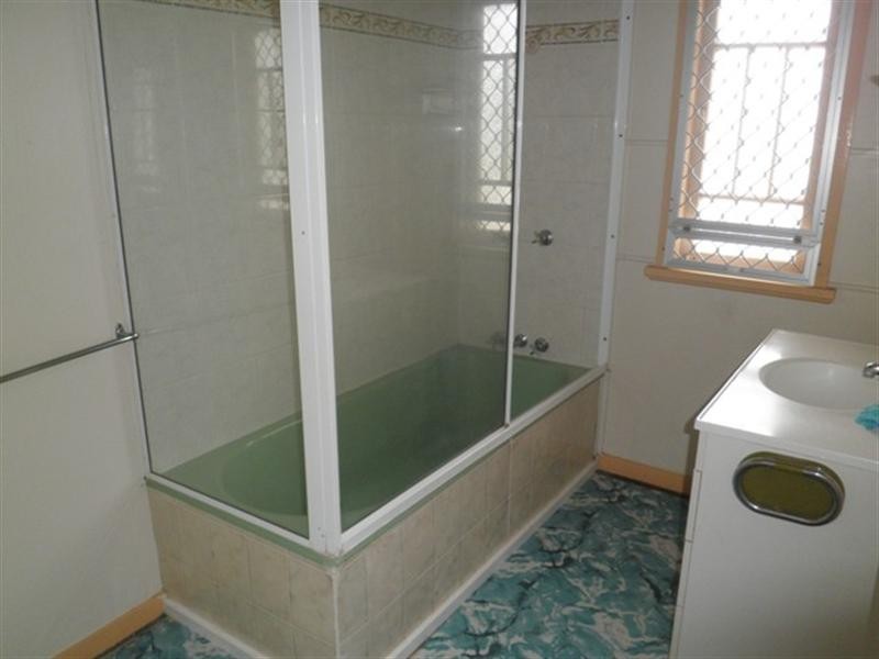 4 Demaine Street, Maryborough QLD 4650