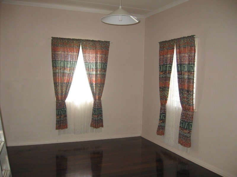 11 Chapman Street, Tinana QLD 4650