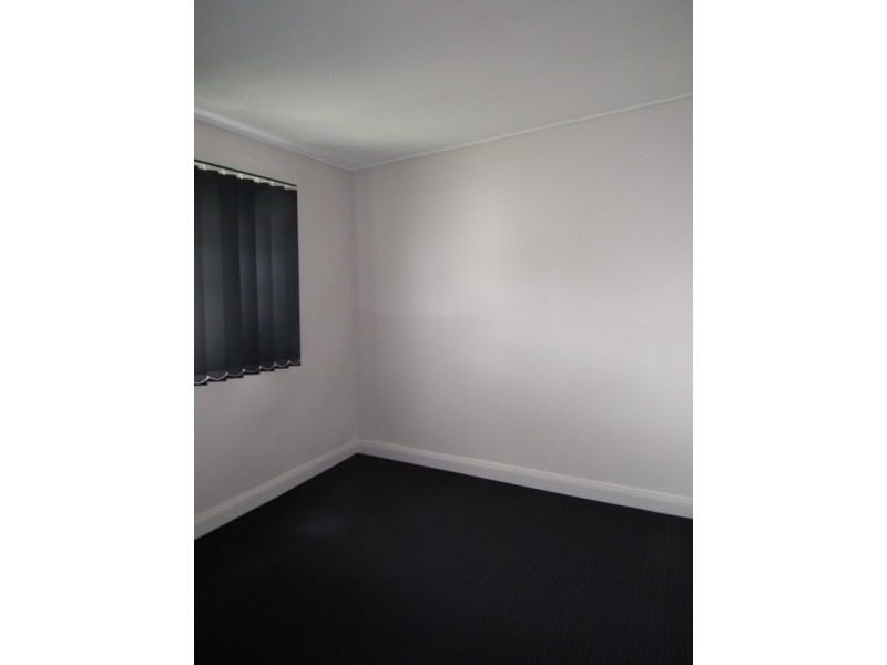 1B/28 Granville Terrace, Granville QLD 4650