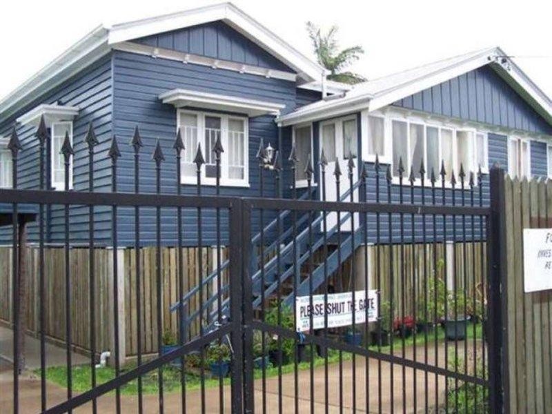 120 Walker Street, Maryborough QLD 4650