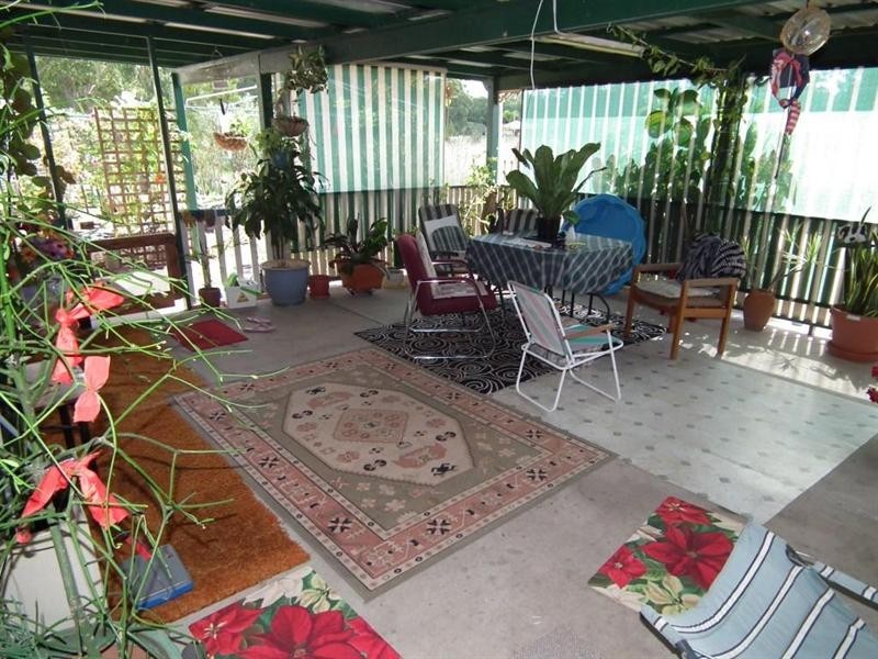 5 Clifton Street, Mungar QLD 4650