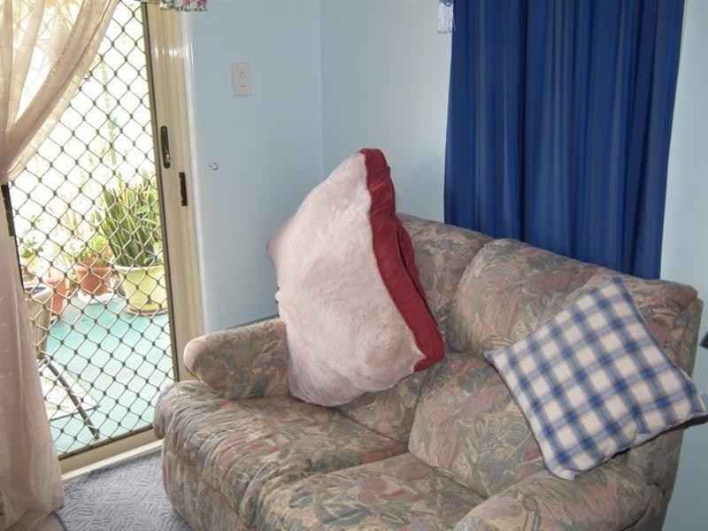 5 Clifton Street, Mungar QLD 4650
