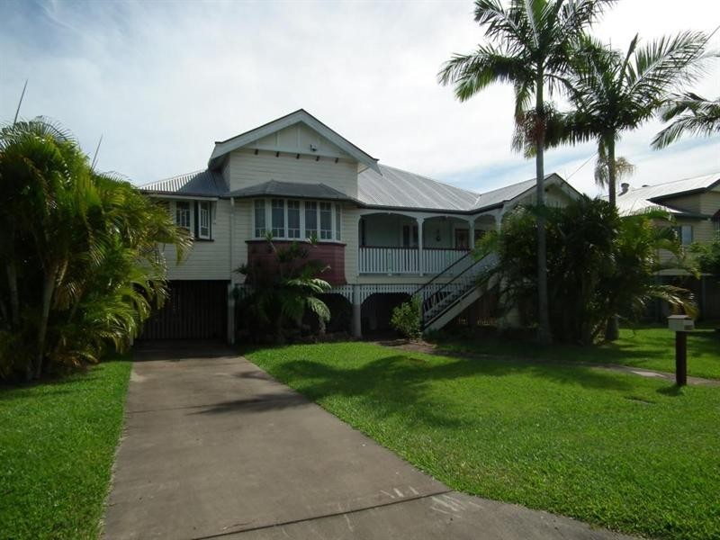 242 Tooley Street, Maryborough QLD 4650